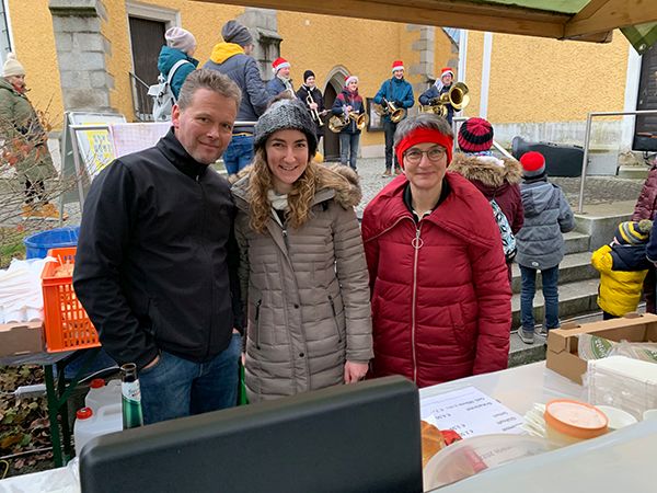https://www.musikfeldkirchendonau.at/wp-content/uploads/2024/11/adventmarkt.jpg